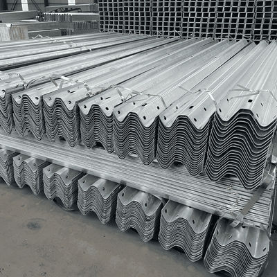 Tecnologia Galvanizzata a caldo laminata a freddo S235jr Cornici di protezione stradale per la sicurezza stradale Metallo