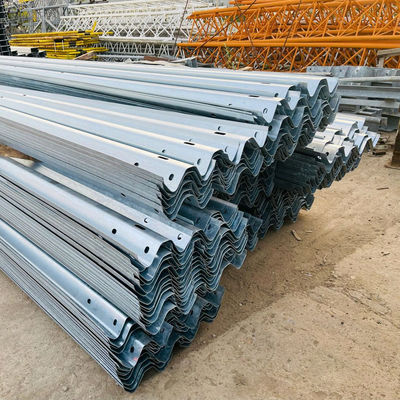 Q235 Q345 Galvanizzato a caldo con tre travi di protezione per autostrade con fine coda di pesce in acciaio
