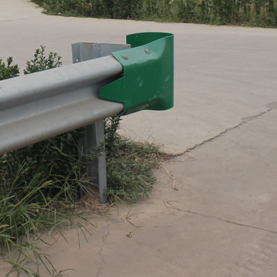 Cornice rotonda per autostrade 550-600 g/m2 Rivestimento di zinco e tecnologia galvanizzata a caldo