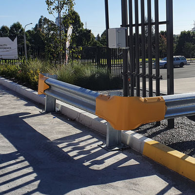 Strada di traffico di acciaio rivestito di zinco W Beam Highway Guardrail con certificato ISO9001 2008
