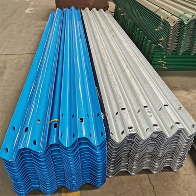 Sicurezza esterna W Beam Steel Highway Guardrail esportato in Brasile