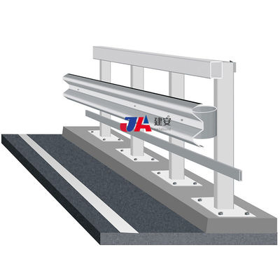 Protezione della barriera ferroviaria Q235 Q345 Corrimano galvanizzato con rivestimento in zinco 550-600 g/m2