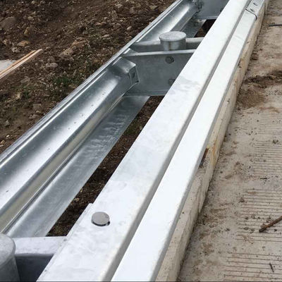 CE/BV/ISO Certificato di sicurezza Q235B Q345B Barriere di sicurezza per autostrade in acciaio per la protezione stradale