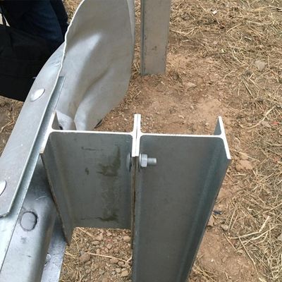 Q345 Acciai a strisce DIP galvanizzati a caldo 600G/M2 Acciaio Autostrada W Righe di protezione