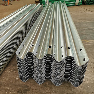 Cornice galvanizzata personalizzata per il sistema di gestione del traffico sulla sicurezza stradale