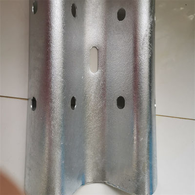 2.67 mm Spessore nominale Barriera per incidenti stradali di base in metallo con certificati CE/BV/ISO
