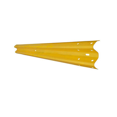 Sicurezza stradale Hot Dip Galvanizzato Tre onde Recinto di protezione in AASHTO standard M180