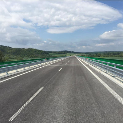 2022 Hot Style AASHTO M-180 Stainless Steel Highway Guardrail per la sicurezza del traffico stradale