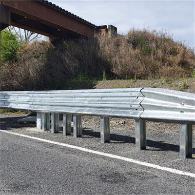 Guardia stradale in acciaio laminato a caldo e a freddo personalizzata per la sicurezza stradale