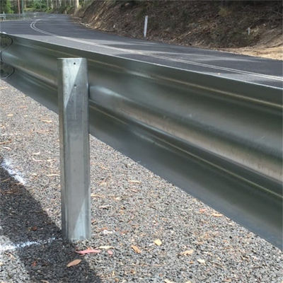 Sicurezza autostradale Prima recinzione di protezione in acciaio galvanizzato con certificazione CE/BV/ISO