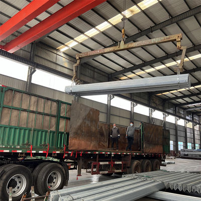 Rivestimento di zinco Q235 Q345 laminato a freddo W Beam pedonale Barriera di protezione di recinzione Barriera di urto