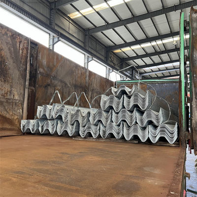 Galvanizzato a caldo laminato a freddo W beam Highway Barrier Guardrail con certificati CE/BV/ISO