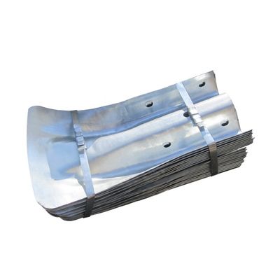 Anti-corrosione Metal Fishtail Bullnose Anchor Buffer Bridge Terminal End Thrie Beam Road Barrier