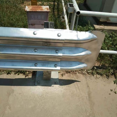 Barriere di protezione per terminali in acciaio professionale con progettazione anti-corrosione e di barriera dritta