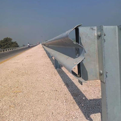 Traffic Road Steel Barrier U Channel Guardrail Post con e certificato ISO9001 2008